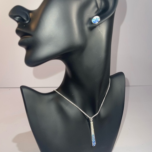 New In Box Rhinestone Necklace & Earrings - Picture 2 of 6